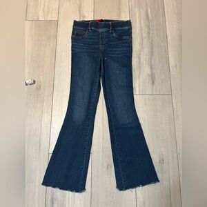 Spanx raw hem flare Women's Jeans size small/petite